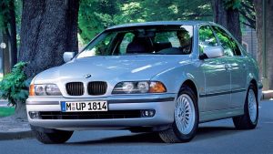 BMW E39 Sicherungsbelegung: Sicherungskasten und Relais